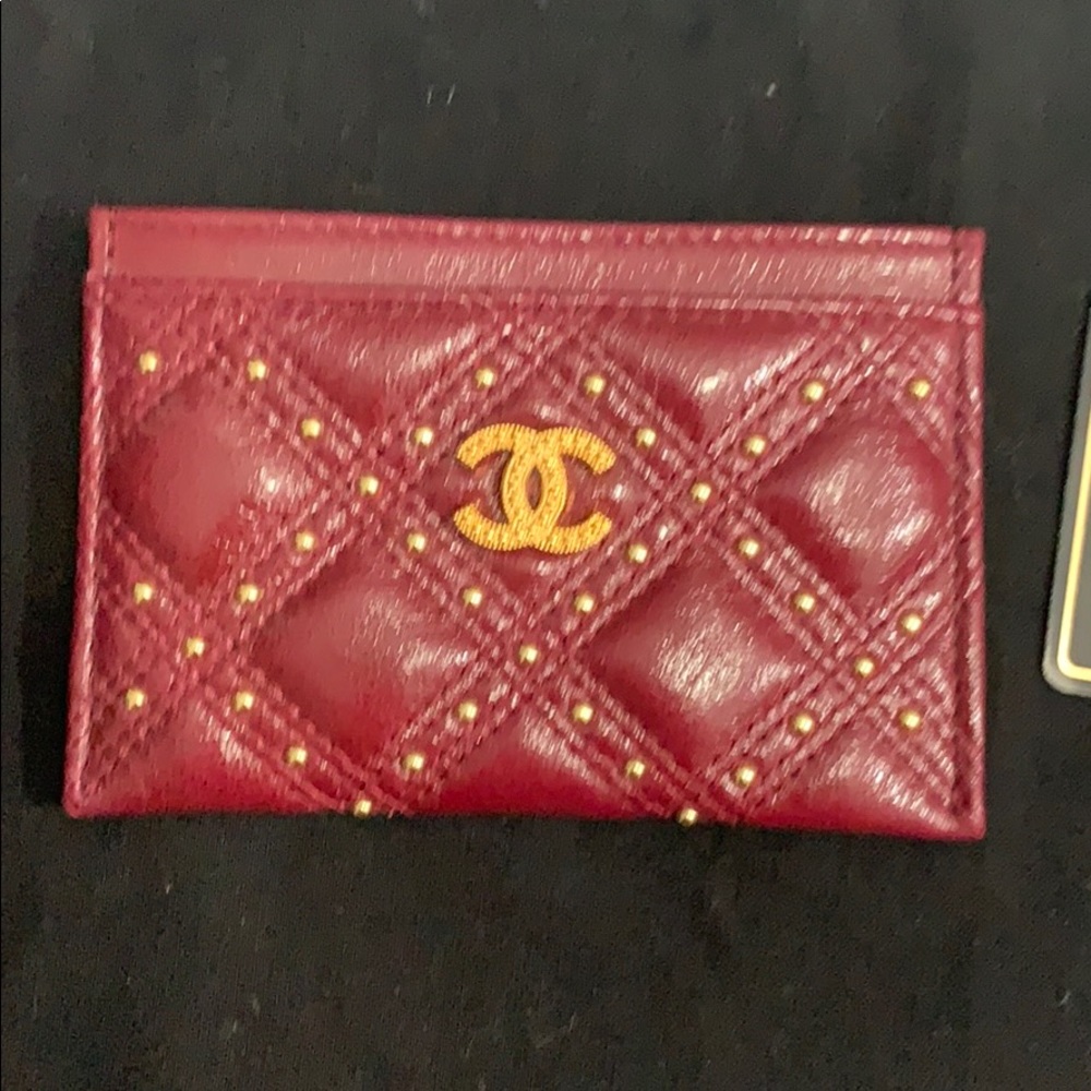 Authentic Chanel Burgundy Cardholder Gem